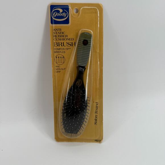 NOS Vintage Goody Rubber Cushioned Comfort-Tip Bristles Hair Brush #8217 - Picture 1 of 7